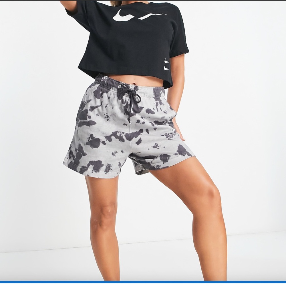 Nike Women’s Plus Size Black and Gray Tie-Dye Shorts